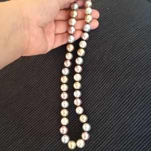 multi color glass pearl necklace w/silver closure